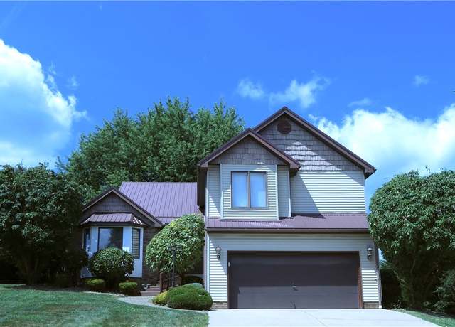 Property at 106 Hedgewood Cir, Hempfield Twp - Wml, PA 15601, 3 beds, 2.5 baths