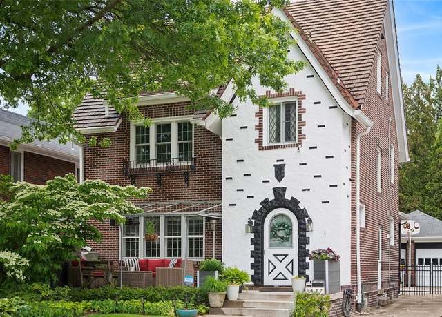 Property at 1437 Browning Rd, Highland Park, PA 15206, 4 beds, 3 baths