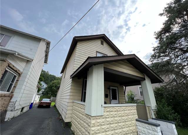 Property at 508 Electric St, New Castle/5th, PA 16101, 2 beds, 1 bath