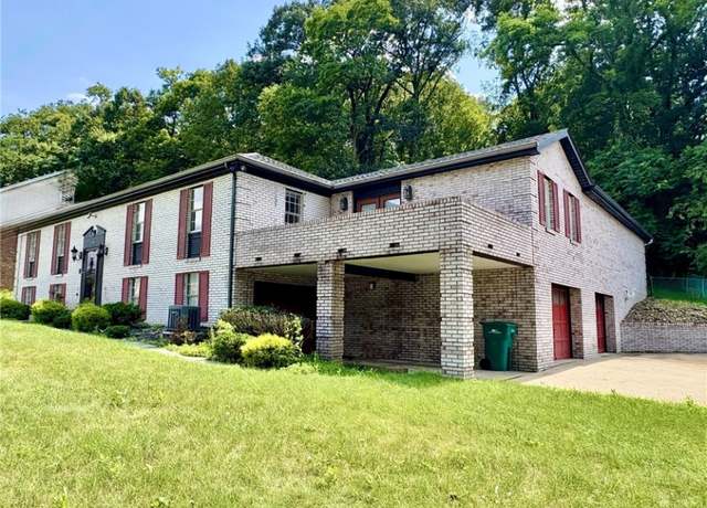 Property at 1900 Garrick Dr, Churchill Boro, PA 15235, 4 beds, 3.5 baths