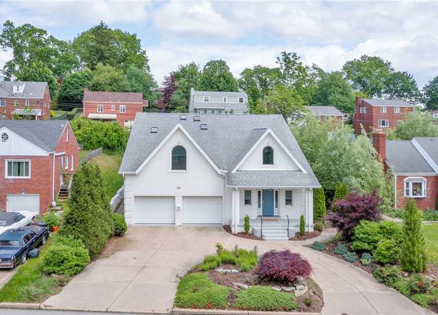Property at 555 Kelso Rd, Mt. Lebanon, PA 15243, 5 beds, 2.5 baths