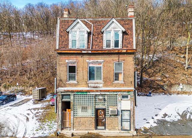 Property at 134 Steuben St, West End, PA 15220, 4 beds, 2.5 baths