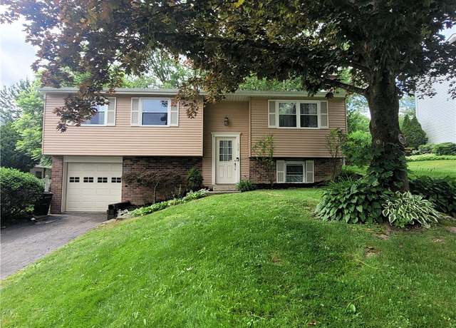 Property at 314 Wren Dr, Hempfield Twp - Wml, PA 15601, 3 beds, 1.5 baths