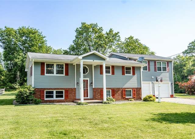 Property at 453 Falls Ave, Neshannock Twp, PA 16105, 5 beds, 3 baths