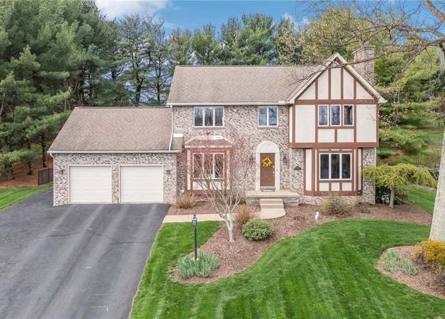 Property at 307 Churchill Dr, Hempfield Twp - Wml, PA 15601, 4 beds, 3.5 baths