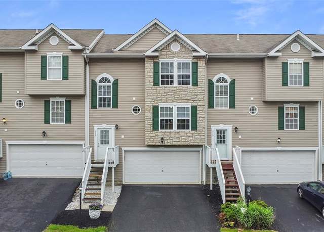 Property at 215 Mountain Dr, Carnegie, PA 15106, 3 beds, 2.5 baths