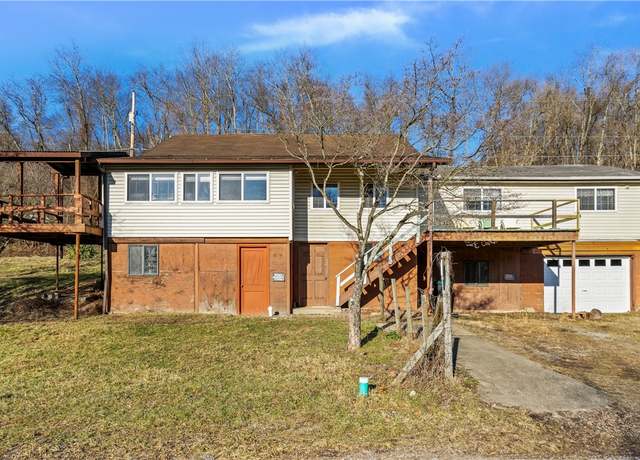 Property at 48 Vesta St, Centerville, PA 15429, 3 beds, 1.5 baths