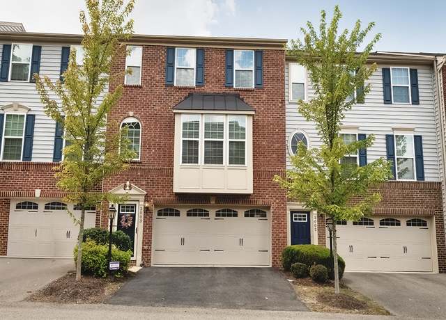 Property at 2003 Pointe View Dr, Adams Twp, PA 16046, 3 beds, 2.5 baths