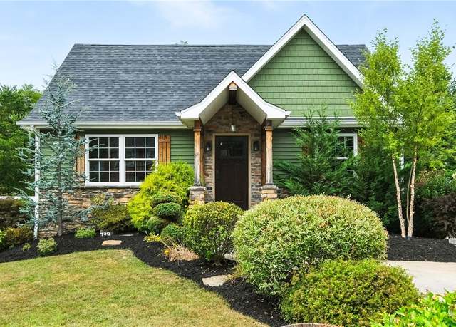 Property at 739 Gross St, Conway, PA 15027, 4 beds, 3 baths