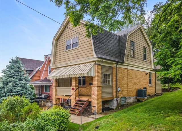 Property at 44 Pasadena St, Mt Washington, PA 15211, 3 beds, 1.5 baths