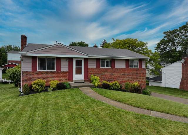 Property at 111 York Way, Center Twp - Bea, PA 15061, 3 beds, 2 baths