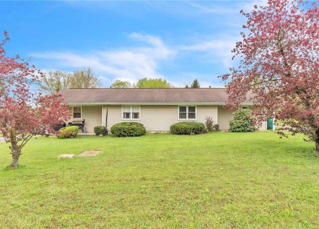 Property at 326-328 Mohawk School Rd, North Beaver Twp, PA 16102, 4 beds, 2 baths