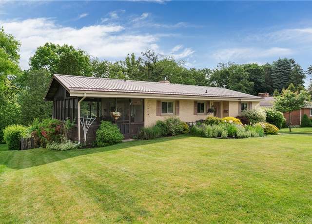 Property at 407 Neola Cir, Ross Twp, PA 15237, 2 beds, 2 baths