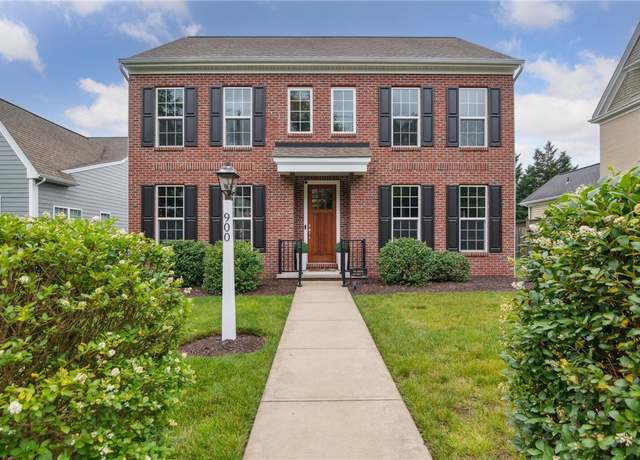 Property at 900 Thorn St, Sewickley, PA 15143, 4 beds, 2.5 baths