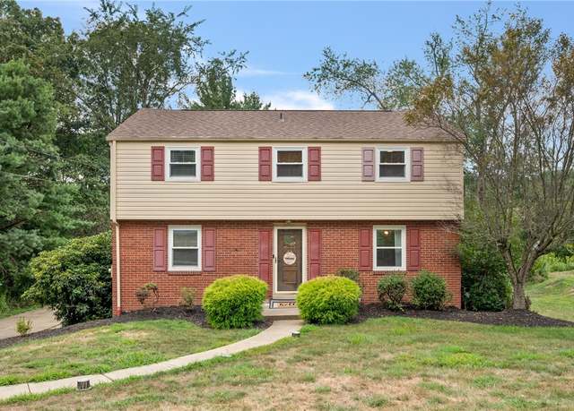 Property at 2436 Trotter Dr, Hampton, PA 15101, 4 beds, 2.5 baths