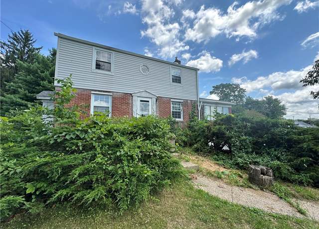Property at 1223 9th St, Irwin, PA 15642, 3 beds