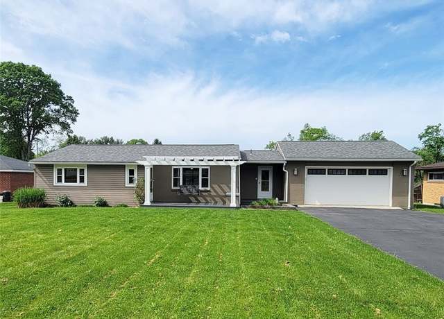 Property at 2216 Manor Dr, Manor Twp, PA 16226, 3 beds, 1.5 baths