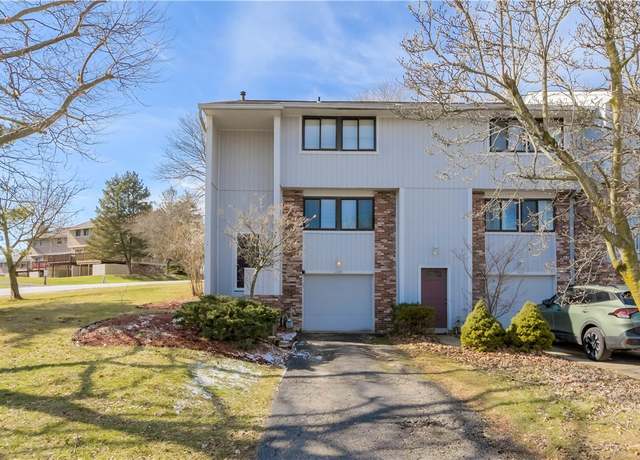 Property at 1000 Ryeland Ct, South Fayette, PA 15017, 3 beds, 1.5 baths