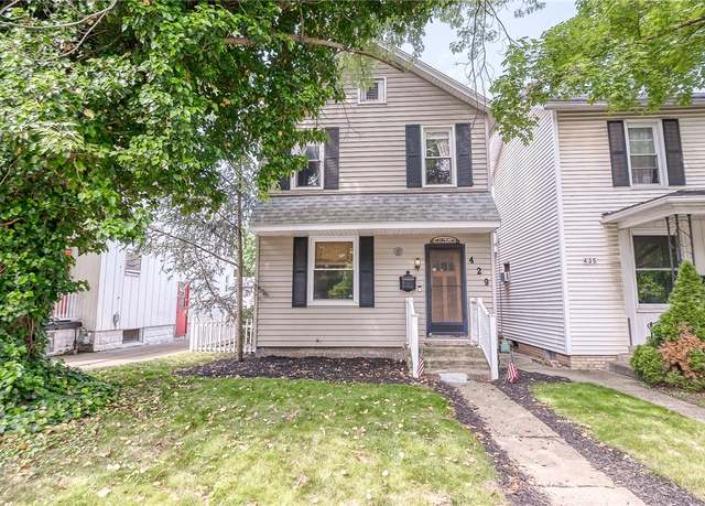 Property at 429 Market St, Beaver, PA 15009, 4 beds, 2 baths