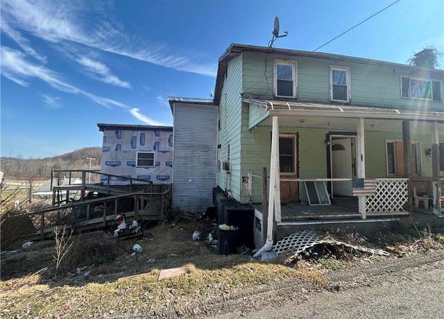 Property at 322 2nd St, North Union Twp, PA 15489, 2 beds, 1 bath