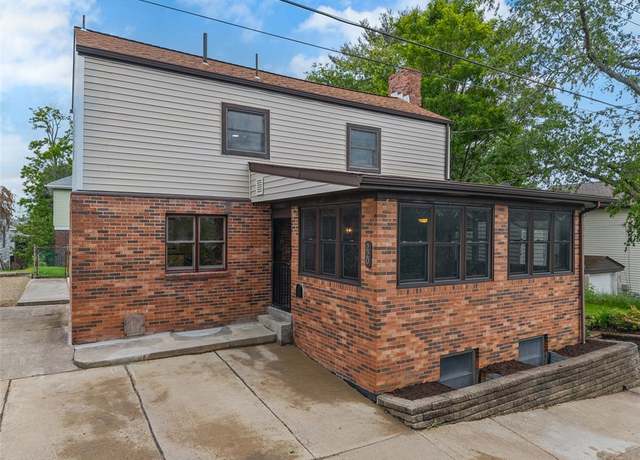 Property at 220 Cortina Way, Overbrook, PA 15234, 3 beds, 2 baths