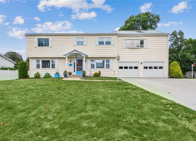 Property at 124 Jackson St, White Twp - Ind, PA 15701, 4 beds, 3 baths