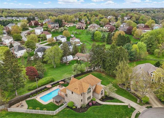 Property at 804 Oakview Ct, Marshall, PA 15090, 4 beds, 4 baths