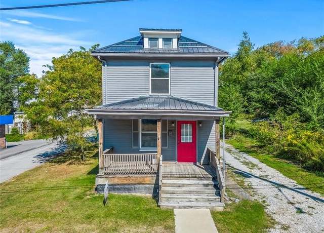 Property at 409 Taylor St, New Castle/4th, PA 16101, 2 beds, 1.5 baths