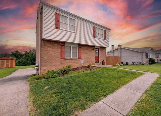 Property at 1515 Barry Dr, North Huntingdon, PA 15642, 4 beds, 2.5 baths