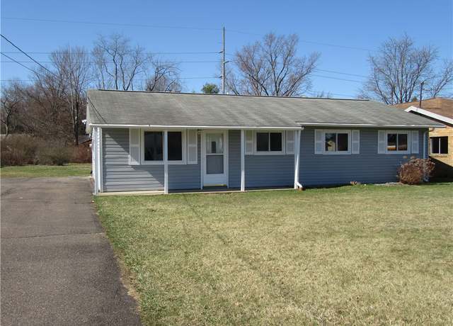 Property at 50 Robinhood Dr, Cranberry Twp, PA 16066, 4 beds, 2 baths