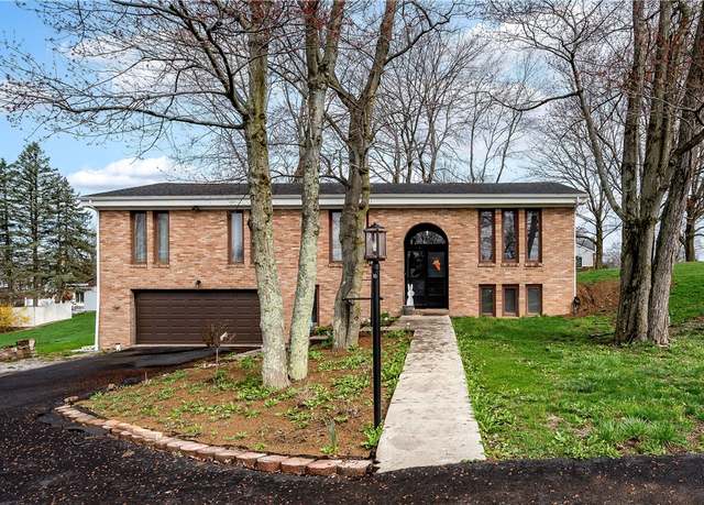 Property at 100 Thornwood Dr, Twp Of But Se, PA 16001, 3 beds, 2.5 baths
