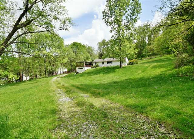 Property at 837 Billicks Ln, Elizabeth, PA 15037, 2 beds, 1 bath