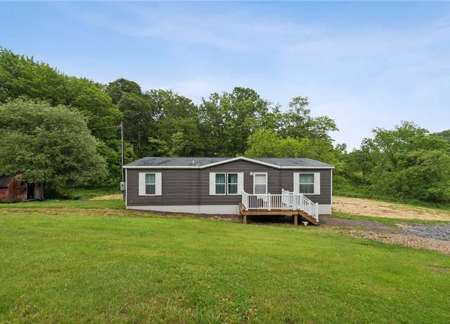 Property at 222 Banocy Rd, Derry Twp, PA 15627, 3 beds, 2 baths