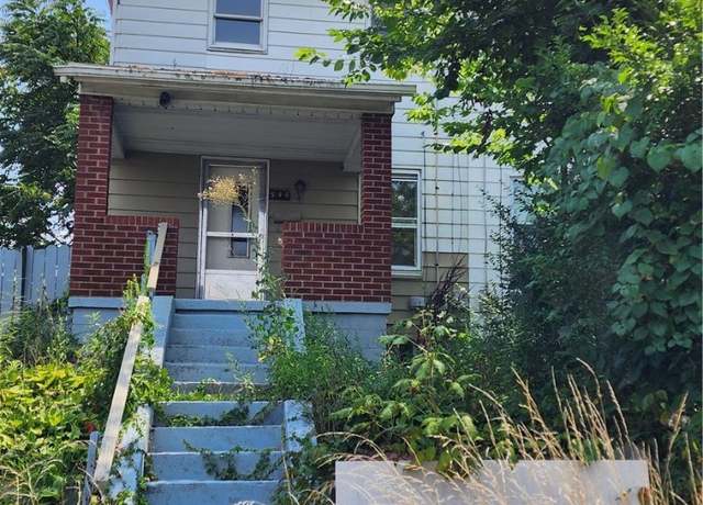 Property at 544 Farnsworth Ave, Clairton, PA 15025, 2 beds, 1 bath