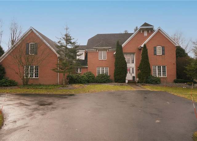 Property at 4596 Whippoorwill Dr, Hermitage, PA 16148, 6 beds, 3 baths