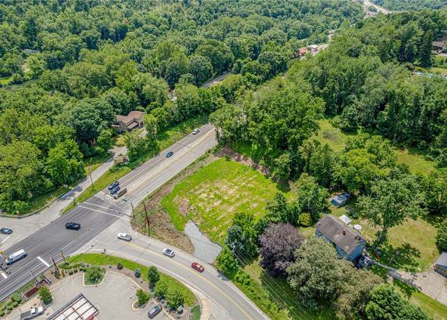 Property at 119 Willow Crossing Rd, Hempfield Twp - Wml, PA 15601