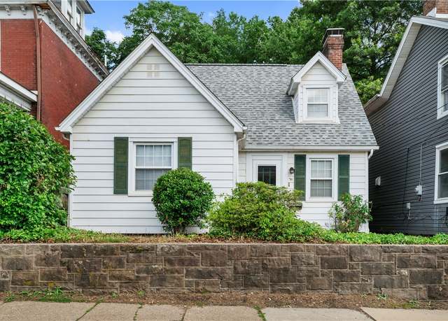Property at 711 High St, Freeport Boro, PA 16229, 3 beds, 2.5 baths