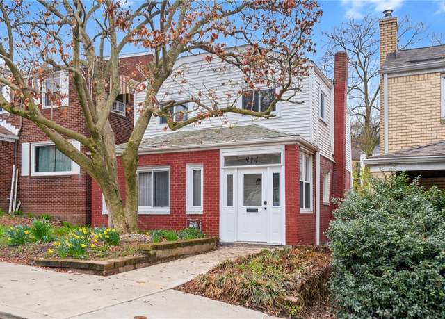 Property at 814 Greenfield Ave, Greenfield, PA 15217, 2 beds, 2 baths