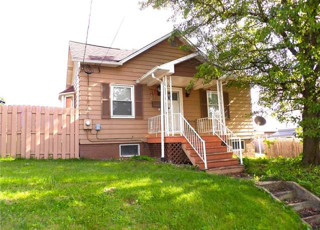 Property at 192 Searight Ave, Uniontown, PA 15401, 3 beds, 2 baths