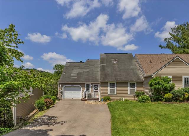Property at 2586 Grouse Rdg Unit B, Franklin Park, PA 15090, 3 beds, 2 baths