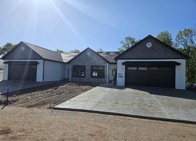 Property at 808 10th St, New Stanton, PA 15697, 2 beds, 3 baths
