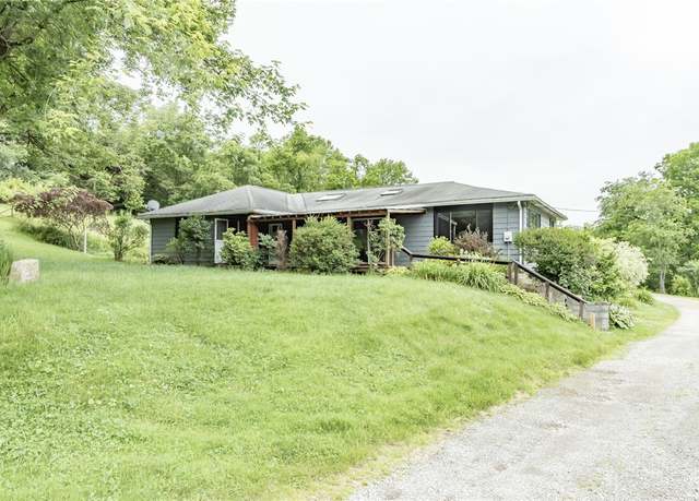 Property at 916 Indiana Avenue Ext, Avonmore Boro, PA 15618, 4 beds, 2.5 baths