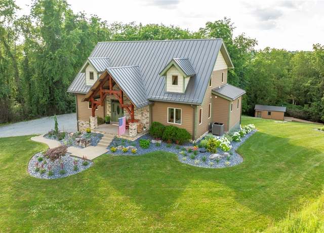 Property at 2780 Ipnar Rd, North Huntingdon, PA 15642, 4 beds, 3.5 baths