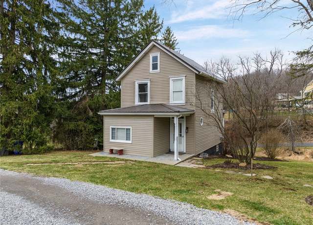 Property at 102 Clarks Ln, Mars Boro, PA 16046, 3 beds, 1.5 baths