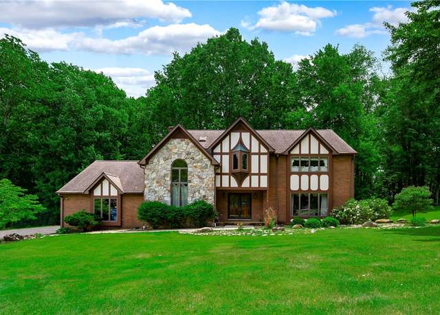 Property at 109 Old Hickory Ln, Pine Twp - Mer, PA 16127, 4 beds, 3.5 baths