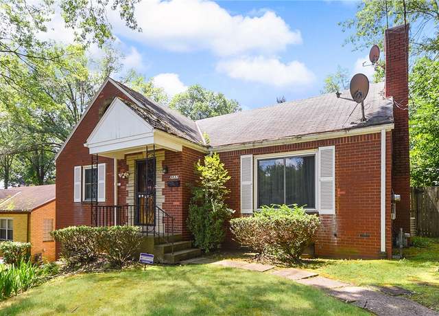 Property at 2037 E Kendon Dr, Wilkinsburg, PA 15221, 2 beds, 1.5 baths