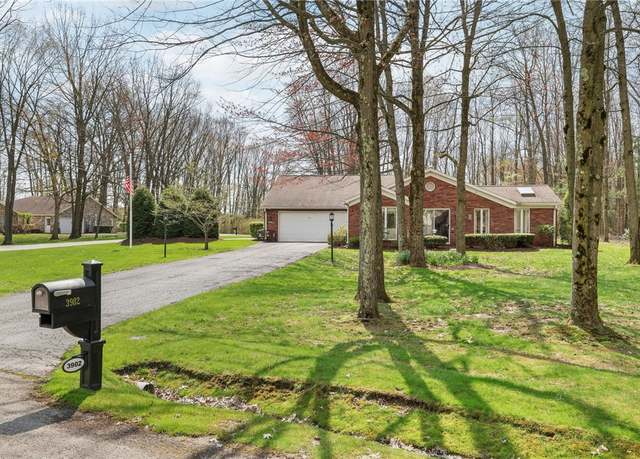 Property at 3902 N Point Dr, Neshannock Twp, PA 16105, 2 beds, 2 baths