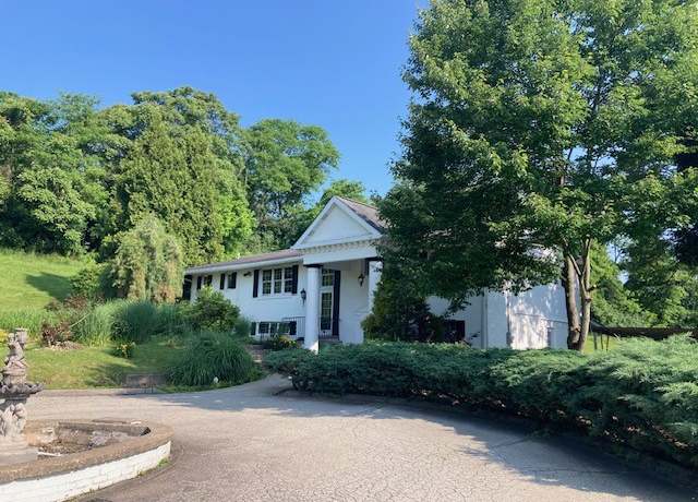 Property at 1014 State Rd, Monessen, PA 15062, 6 beds, 3 baths