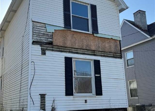 Property at 104 N Crawford Ave, New Castle/3rd, PA 16101, 3 beds, 1.5 baths