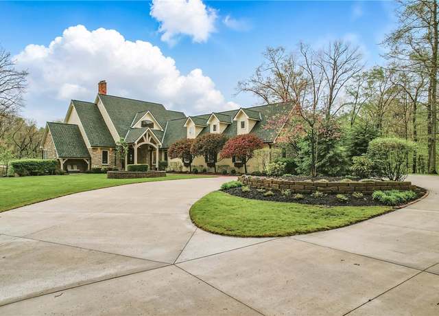 Property at 1 Grandview Dr, Shenango Twp - Mer, PA 16159, 4 beds, 4.5 baths